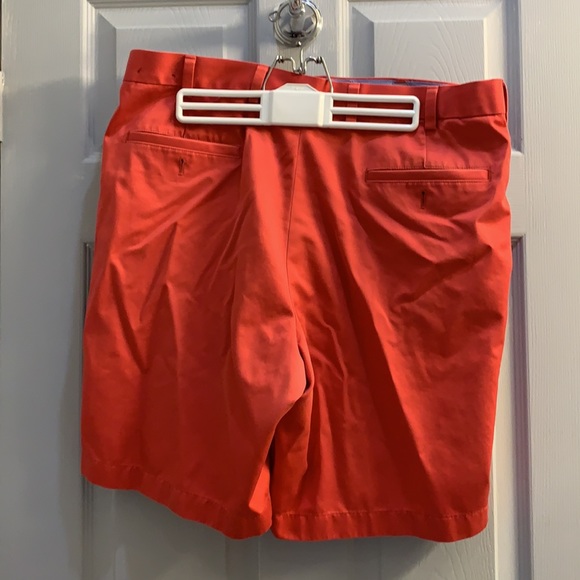 BROOKS BROTHERS MEN’S CORAL CHINO SHORTS - Picture 3 of 4
